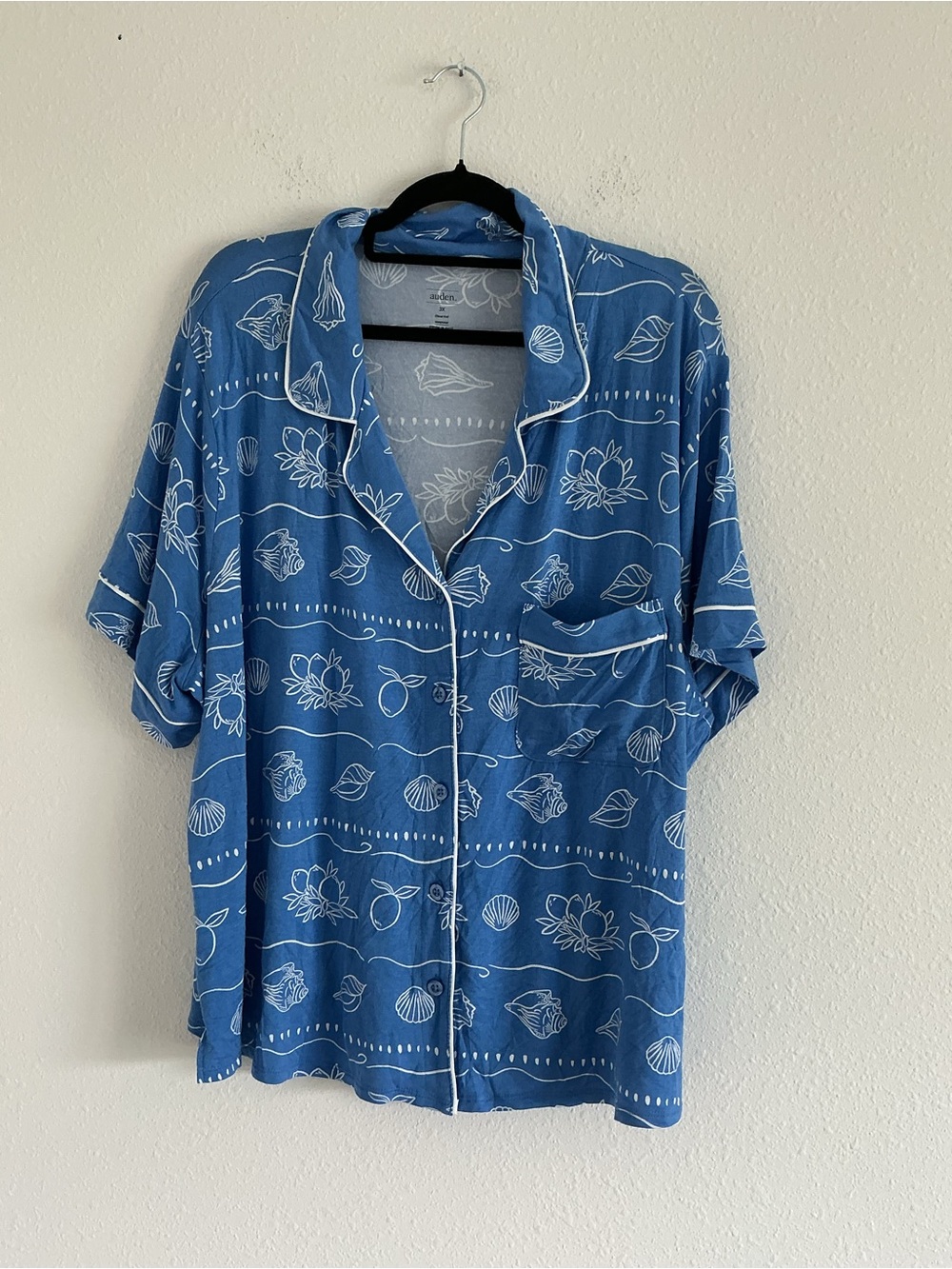 Auden Blue Short-Sleeve Camp Collar Pajama Top with White Shell Print